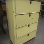 711 8602 CHEST OF DRAWERS